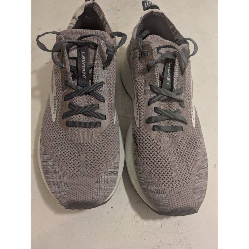 Brooks Levitate 4 Womens 8 B Running Walking Shoes Mauve Pink Knit Sneakers